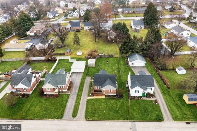 2180 HESS RD, York, PA 17404