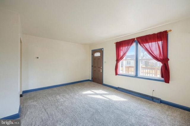 2180 HESS RD, York, PA 17404