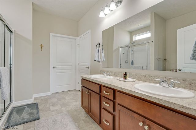 8024 Parkcroft Drive, Mentor, OH 44060