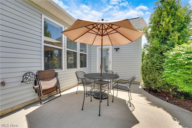 8024 Parkcroft Drive, Mentor, OH 44060