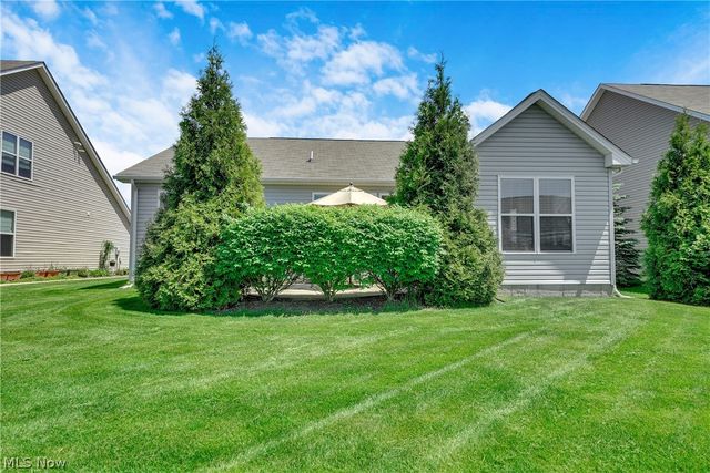 8024 Parkcroft Drive, Mentor, OH 44060