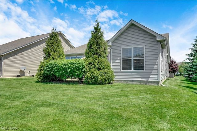 8024 Parkcroft Drive, Mentor, OH 44060