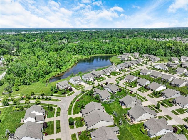 8024 Parkcroft Drive, Mentor, OH 44060