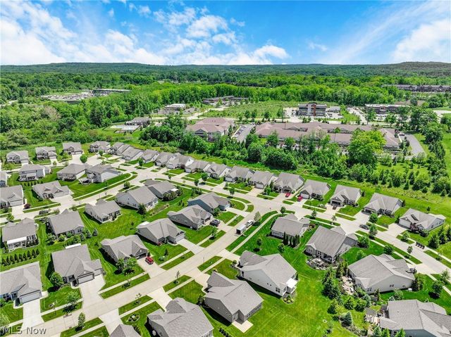 8024 Parkcroft Drive, Mentor, OH 44060