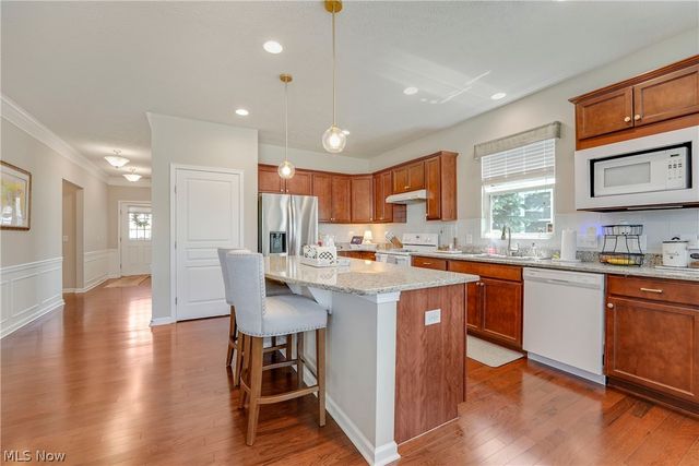 8024 Parkcroft Drive, Mentor, OH 44060