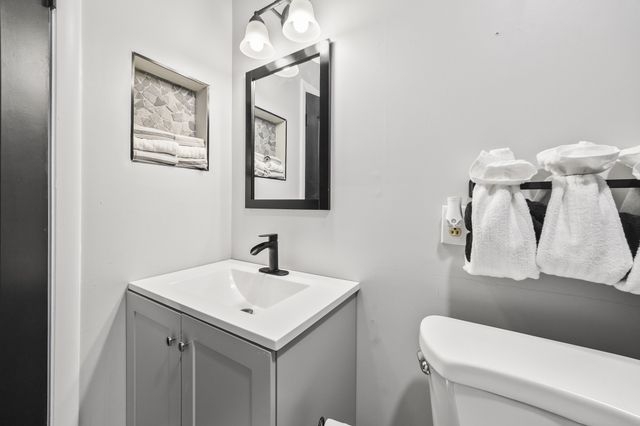 1003 Heritage Dr, Madison, TN 37115