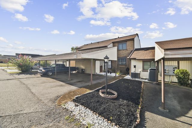 1003 Heritage Dr, Madison, TN 37115