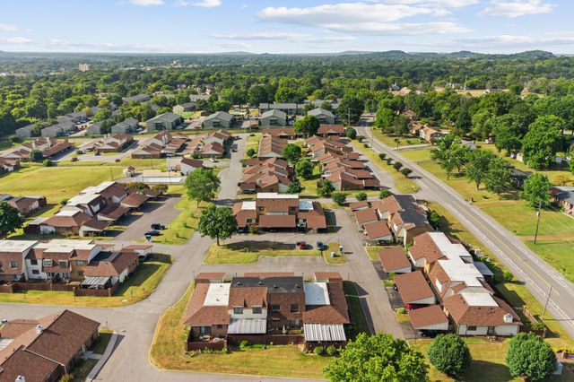 1003 Heritage Dr, Madison, TN 37115