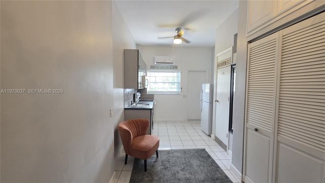 1105 NE 119th St A, Biscayne Park, FL 33161