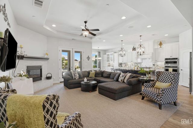 14808 Wayne Lee Court, Bakersfield, CA 93314