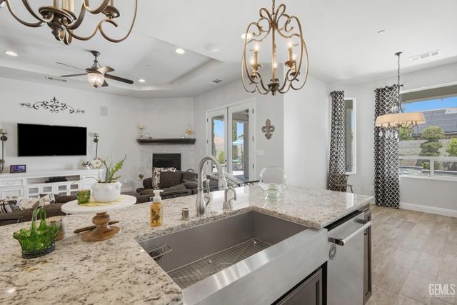 14808 Wayne Lee Court, Bakersfield, CA 93314