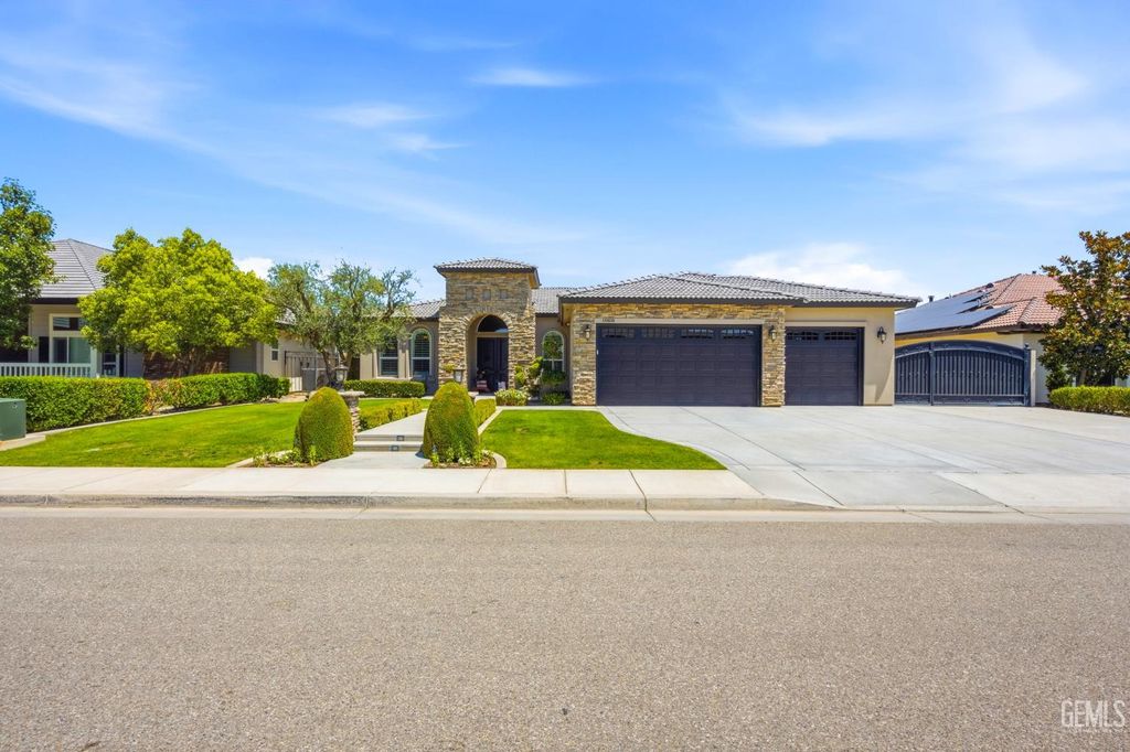 14808 Wayne Lee Court, Bakersfield, CA 93314