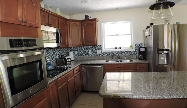 843 Elk Lick Road, Olympia, KY 40358