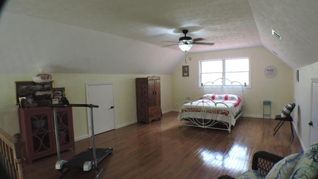 843 Elk Lick Road, Olympia, KY 40358