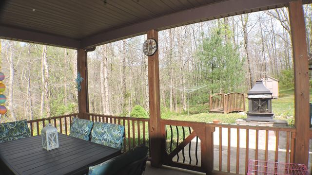 843 Elk Lick Road, Olympia, KY 40358