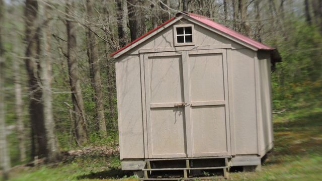 843 Elk Lick Road, Olympia, KY 40358