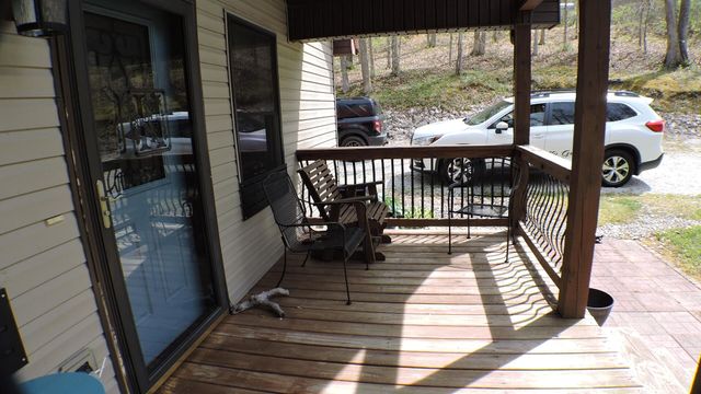 843 Elk Lick Road, Olympia, KY 40358