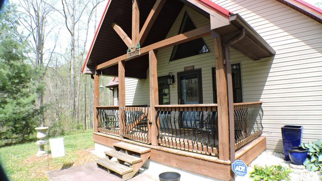 843 Elk Lick Road, Olympia, KY 40358