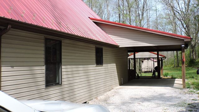 843 Elk Lick Road, Olympia, KY 40358