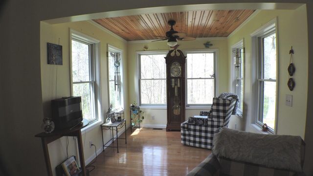 843 Elk Lick Road, Olympia, KY 40358