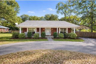 6675 Oak E Drive, Theodore, AL 36582