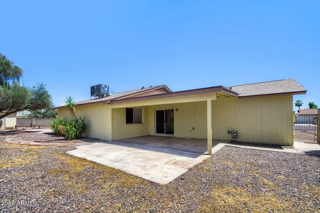 1946 W KERRY Lane, Phoenix, AZ 85027