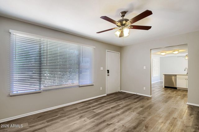 1946 W KERRY Lane, Phoenix, AZ 85027