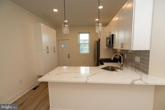 5751 RODMAN ST, Philadelphia, PA 19143
