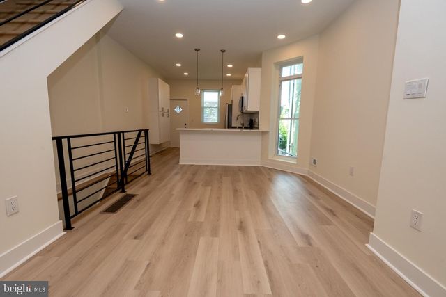 5751 RODMAN ST, Philadelphia, PA 19143