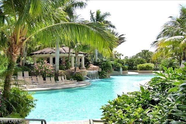 3985 Deer Crossing CT 201, Naples, FL 34114