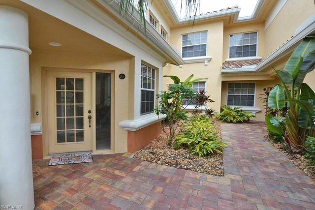 3985 Deer Crossing CT 201, Naples, FL 34114