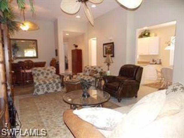 3985 Deer Crossing CT 201, Naples, FL 34114