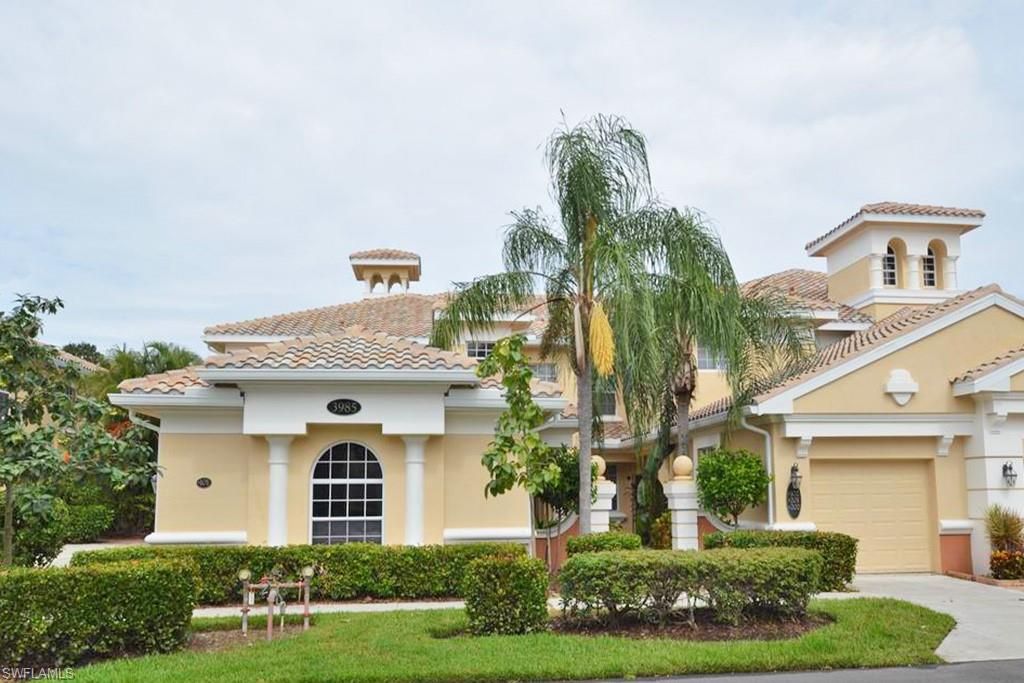 3985 Deer Crossing CT 201, Naples, FL 34114