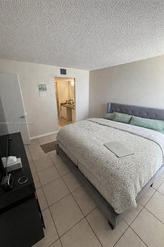 2029 NW 46th Avenue E305, Lauderhill, FL 33313