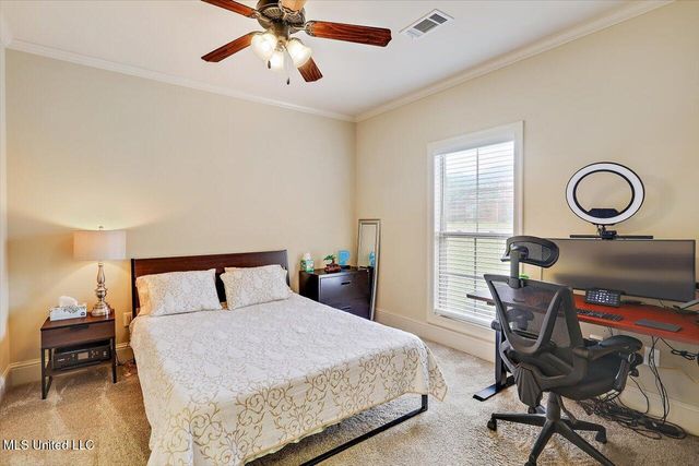 208 Grand Oak Boulevard, Clinton, MS 39056