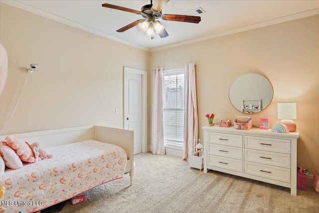 208 Grand Oak Boulevard, Clinton, MS 39056