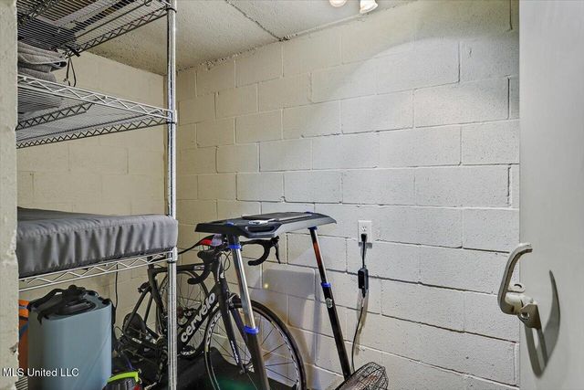 208 Grand Oak Boulevard, Clinton, MS 39056