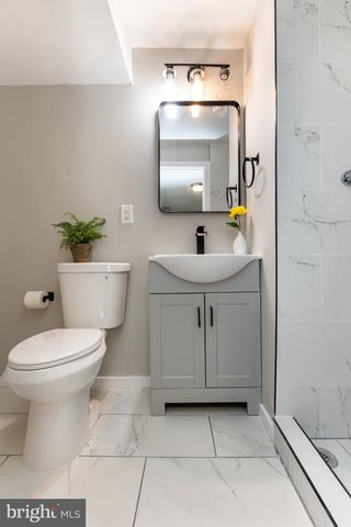 221 W DEER PARK RD, Gaithersburg, MD 20877