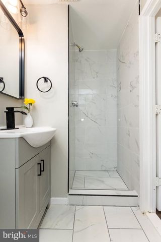 221 W DEER PARK RD, Gaithersburg, MD 20877