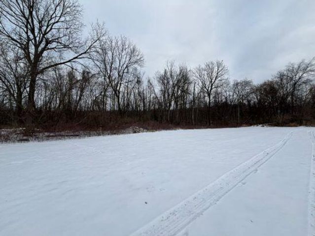 N64W21021 Mill ROAD, Menomonee Falls, WI 53051