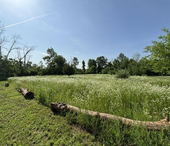 N64W21021 Mill ROAD, Menomonee Falls, WI 53051