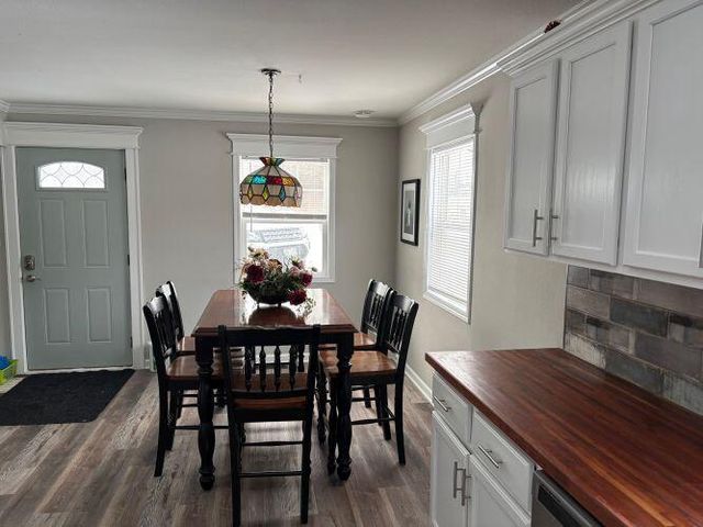 N64W21021 Mill ROAD, Menomonee Falls, WI 53051