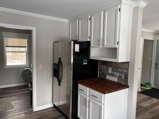 N64W21021 Mill ROAD, Menomonee Falls, WI 53051