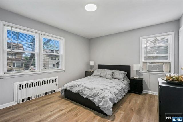 15 Oak Ridge Avenue, Nutley, NJ 07110