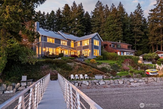 7502 Ford Drive NW, Gig Harbor, WA 98335