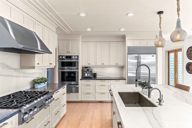 7502 Ford Drive NW, Gig Harbor, WA 98335