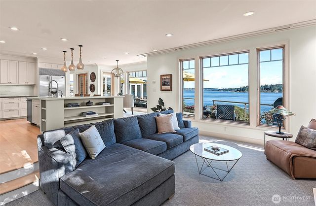 7502 Ford Drive NW, Gig Harbor, WA 98335