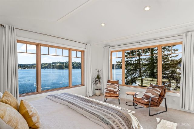7502 Ford Drive NW, Gig Harbor, WA 98335