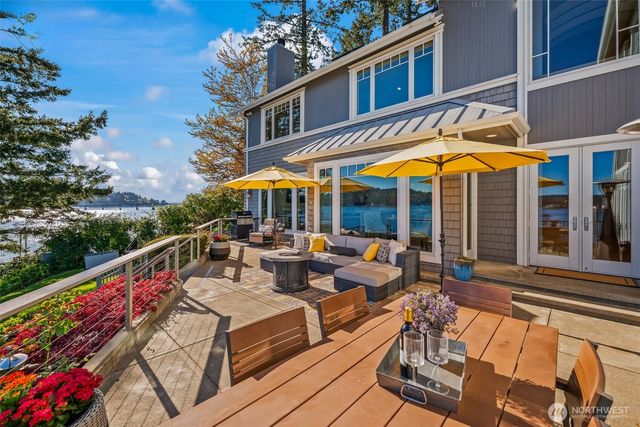 7502 Ford Drive NW, Gig Harbor, WA 98335