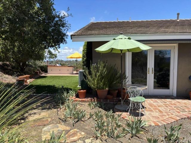 1825 Kent Place, Vista, CA 92084